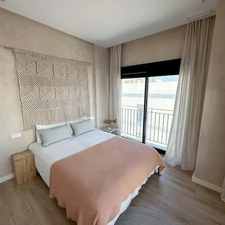 Atico Superior Con Terraza Vistas Jacuzzi Y Wifi - Poniente Penthouse Appartement *